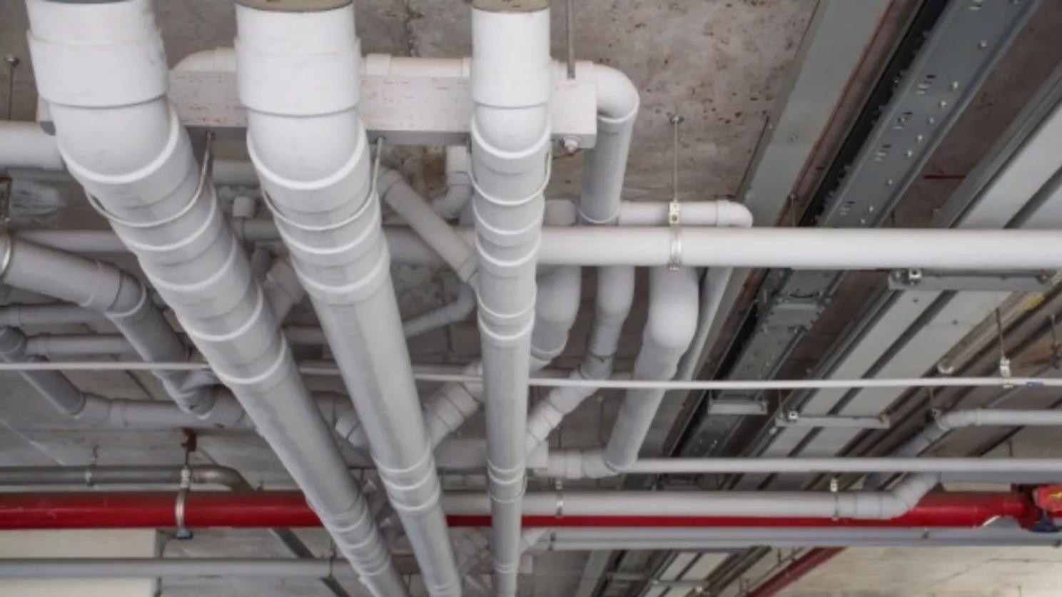 Steps and principles of plumbing in the building