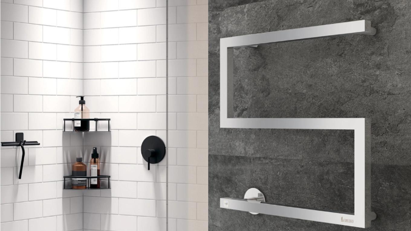 Decorative bathroom drying towel