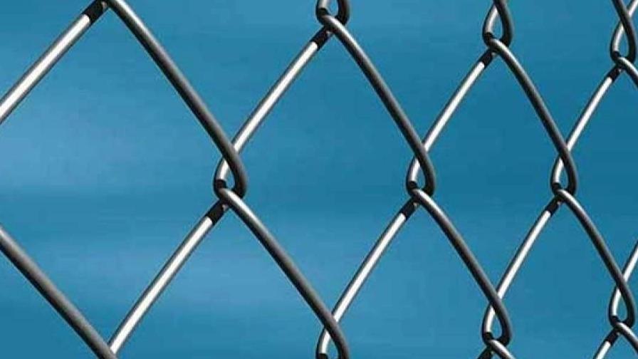 The production process of fence netting