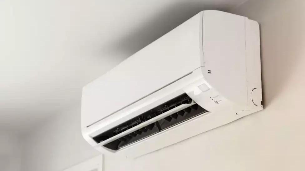 What is a smart inverter air conditioner?