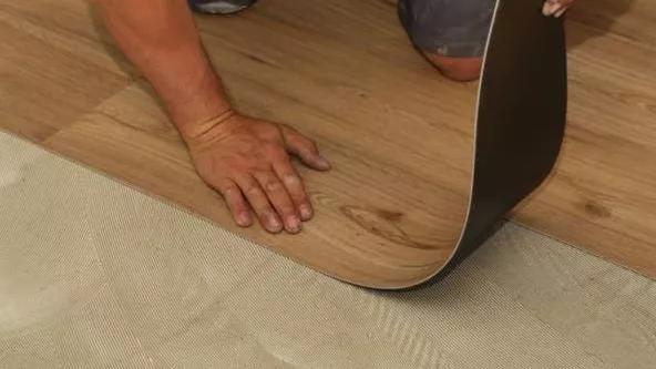 Vinil ve laminat parkenin karşılaştırılması