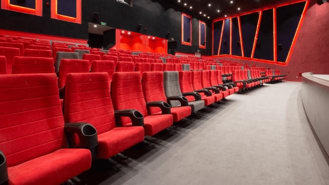 أنواع أنماط ونماذج مقاعد السينما والمدرج