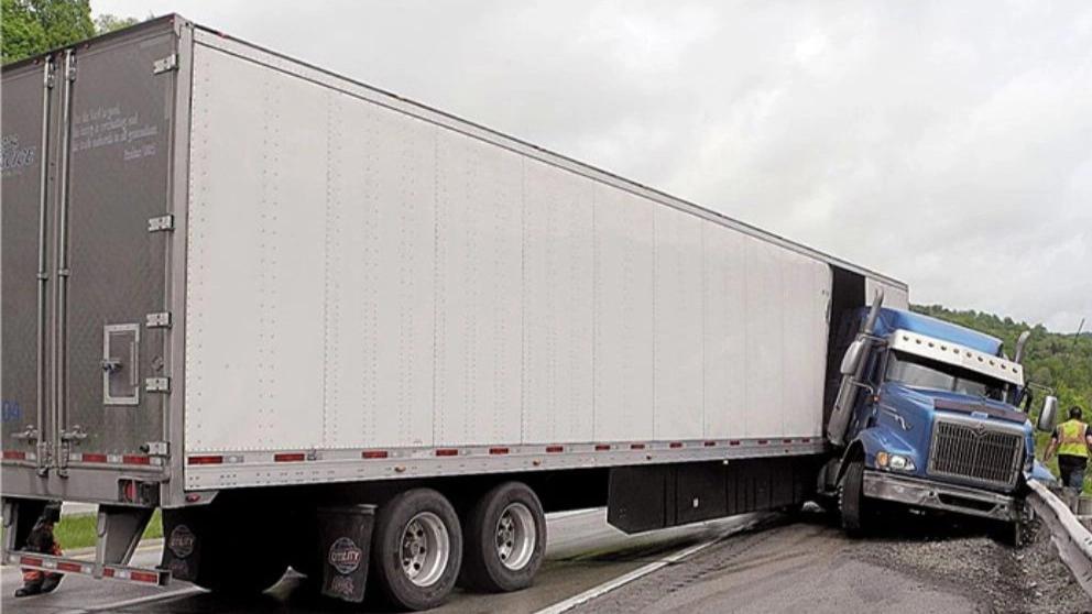How to prevent trailer clipping?
