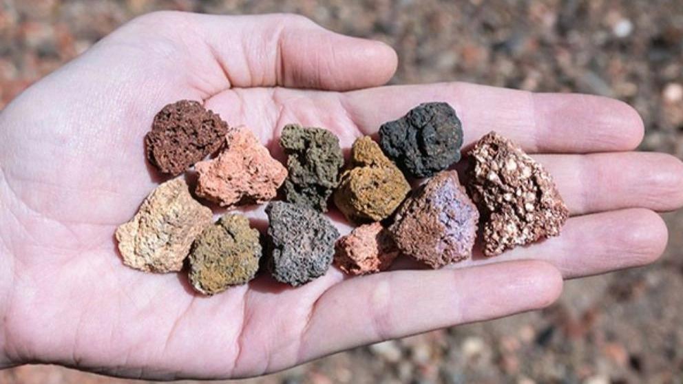What is mineral pumice and what is its use?