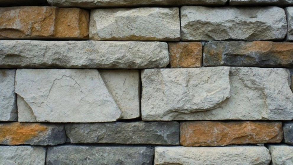 What are the characteristics of rubble stone and what is its use in industry and construction?