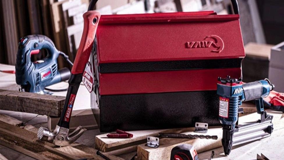 Familiarity with commonly used construction tools