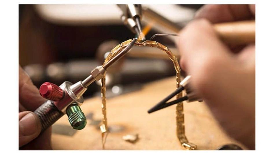 The stages of making jewelry