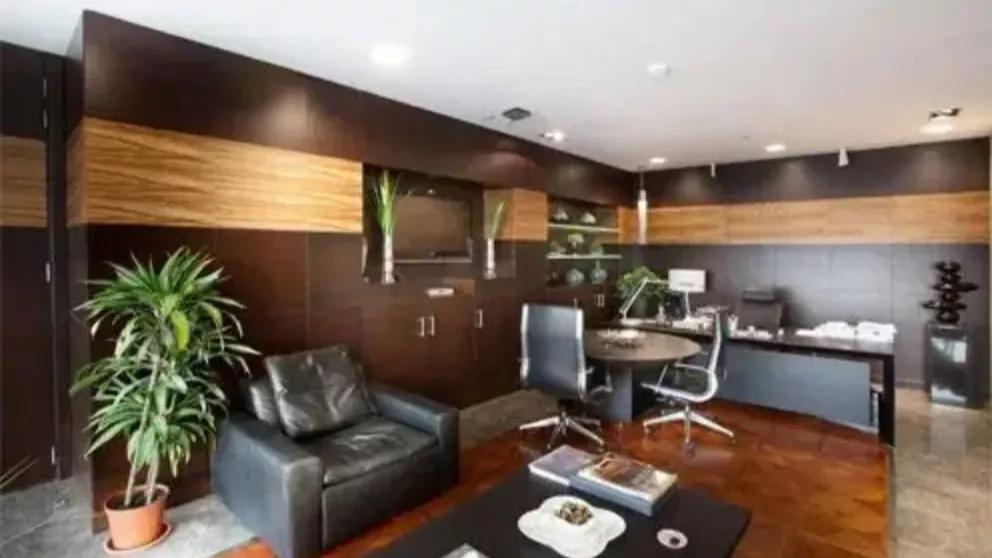 Real estate consultant