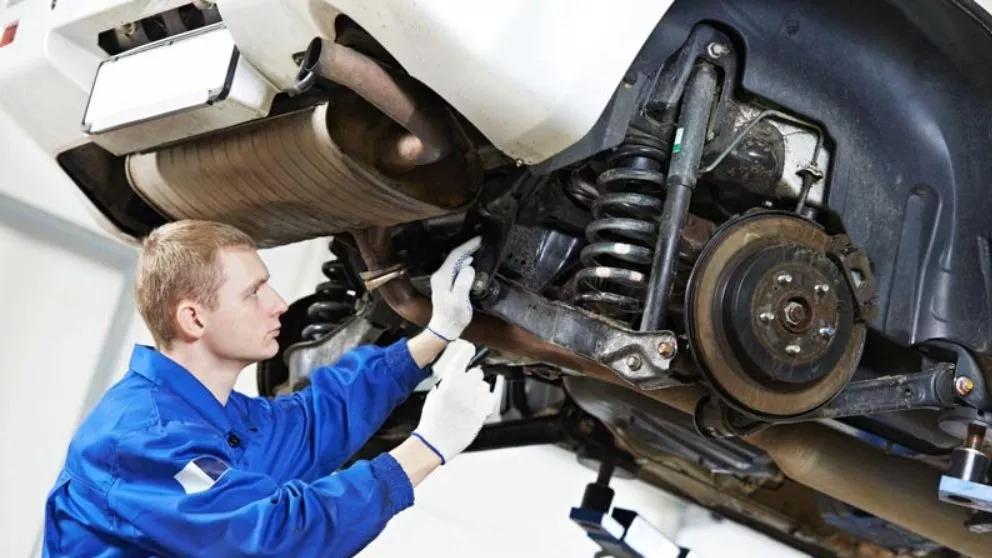 Signs of car front failure