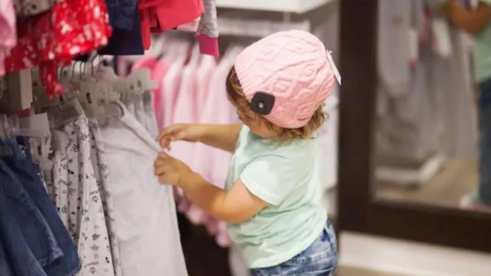 Features of children's clothes suitable for children under 5 years old
