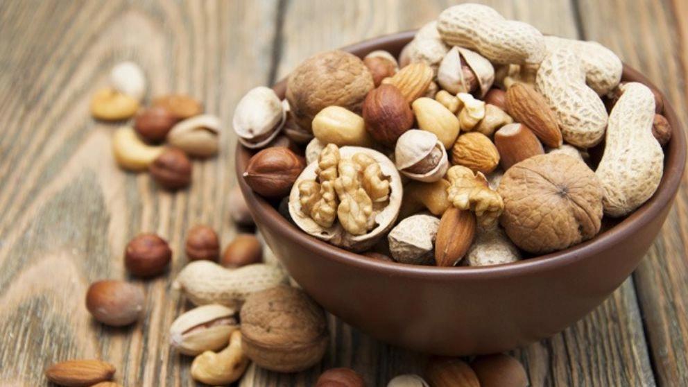Methods for storing dried fruit and nuts after purchase