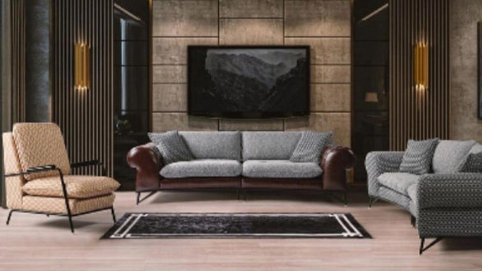 What are the characteristics of a good sofa?