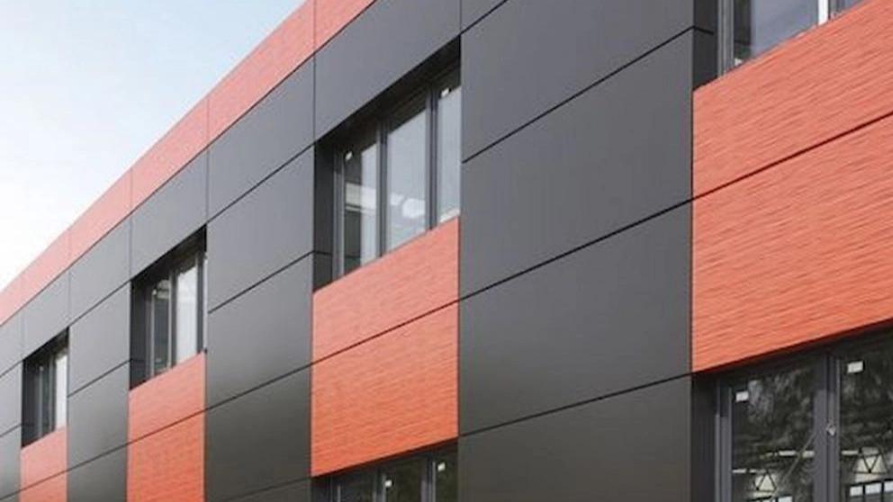 Types of composite facades based on the type of coating