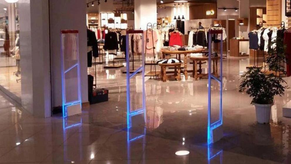 Types of store gates and their use