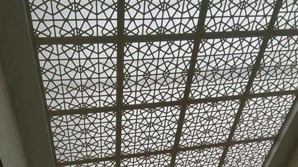 Laminated MDF tile