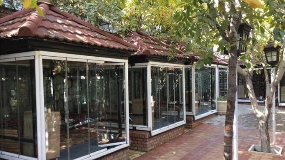 Advantages of glass gazebos