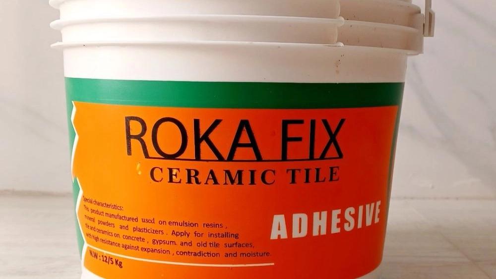 Production of paste tile adhesive in Apadana Adhesive Company