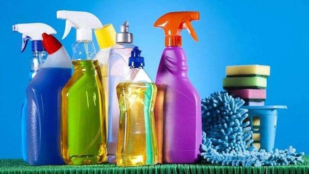 Use of detergents