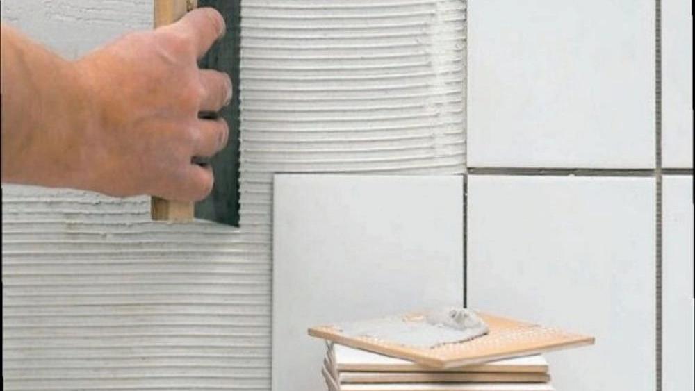 Tebriz'de bina fayansları