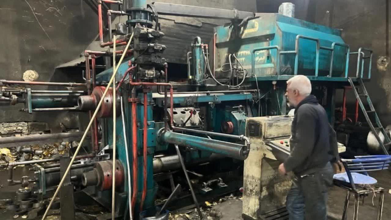 Extrusion machine manufacturer for direct purchase pressing and forming operations