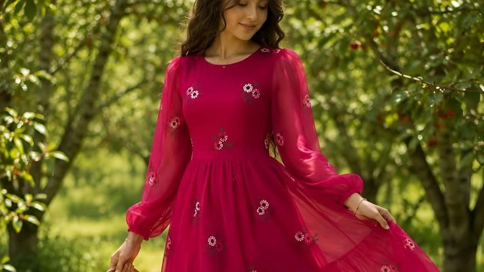 Sewing girls' and princess dresses with embroidered silk fabric