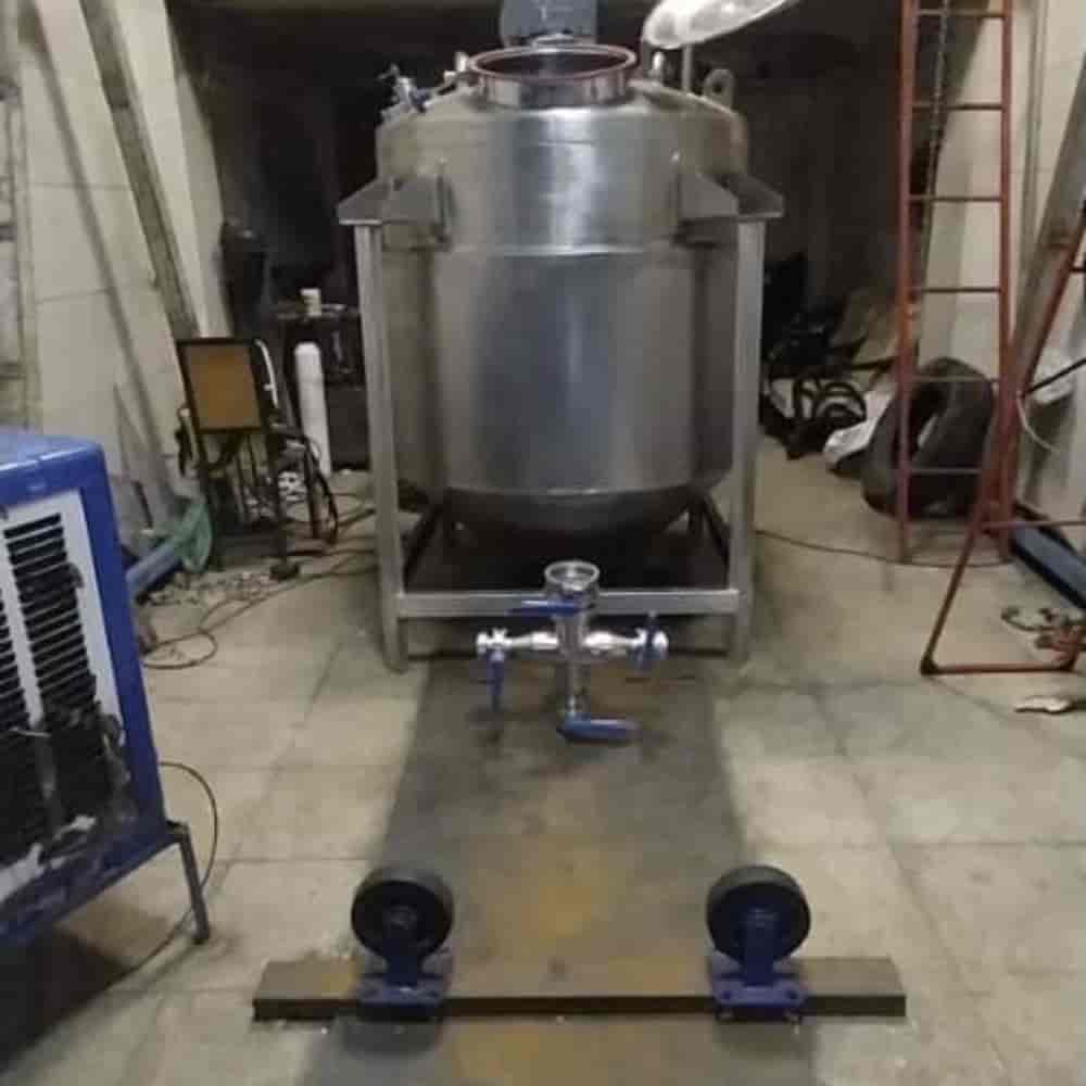 2 -liter vacuum