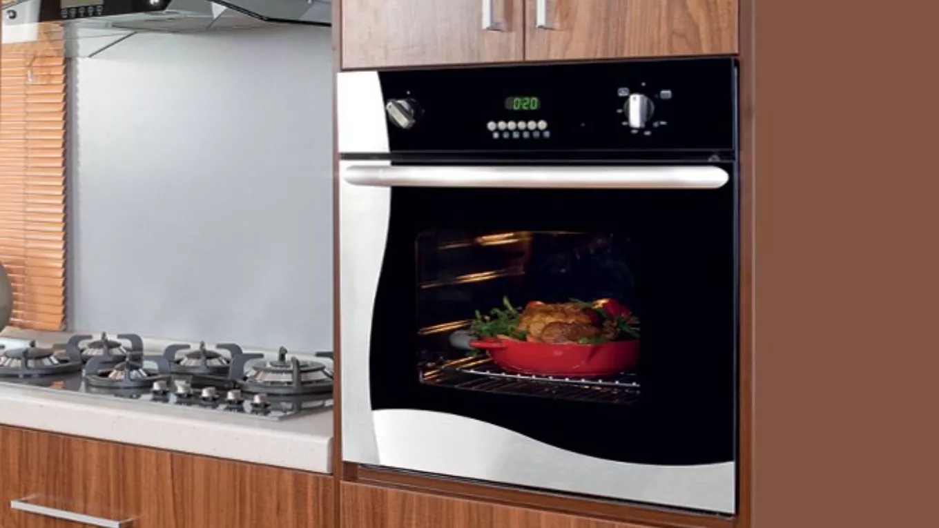 Homes Cab, Hood, Sink, Gas, Clean and Cooking Valves in Chalus