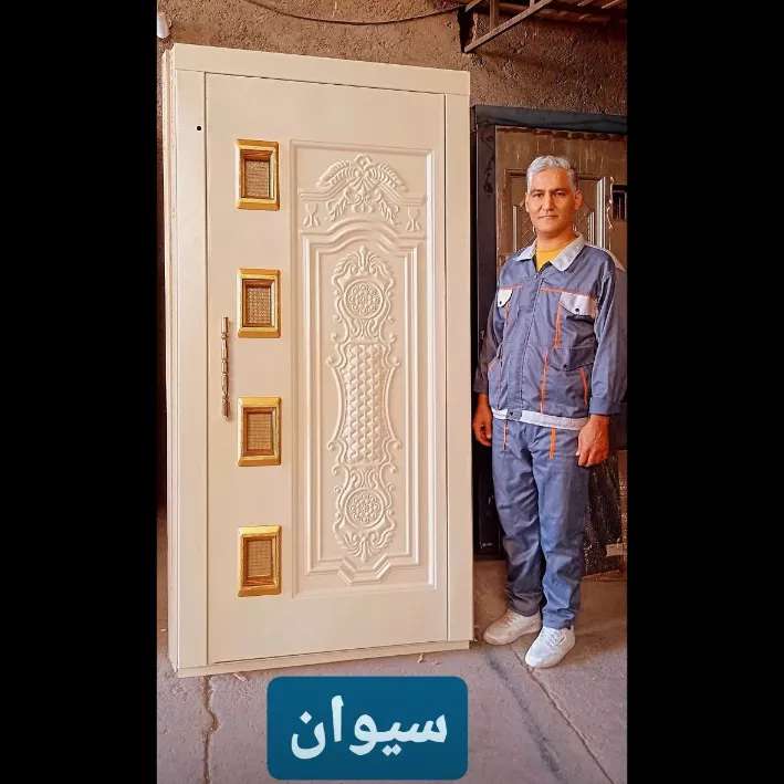 تولید درب لولایی و کابین آسانسوردرطرحها ومدلهای مختلف تولید درب لولایی و کابین آسانسوردرطرحها ومدلهای مختلف