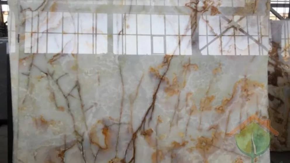 Travertine stones