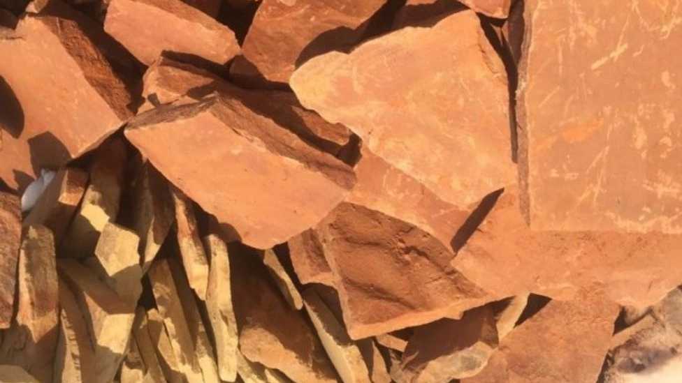 کاربرد سنگ لاشه در محوطه و نمای ساختمان