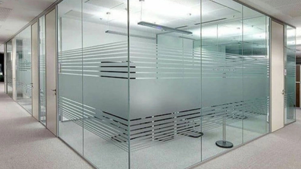 The use of tempered glass in the construction industry The use of tempered glass in the construction industry