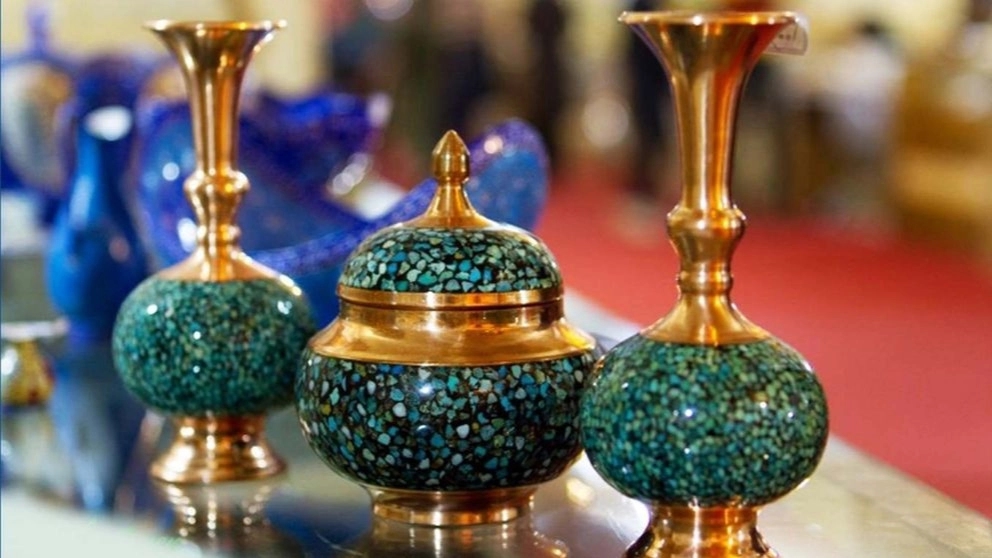 The difference between the art of turquoise engraving and enameling The difference between the art of turquoise engraving and enameling
