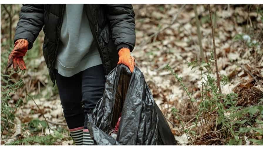 Garbage bag application