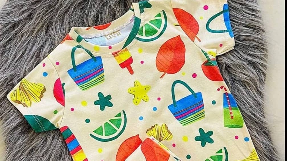 نکات کلیدی در هنگام خرید پارچه و لباس برای کودکان