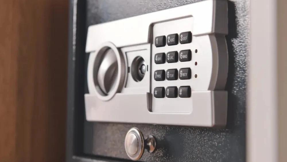 Yerevani store, benefits of digital safe