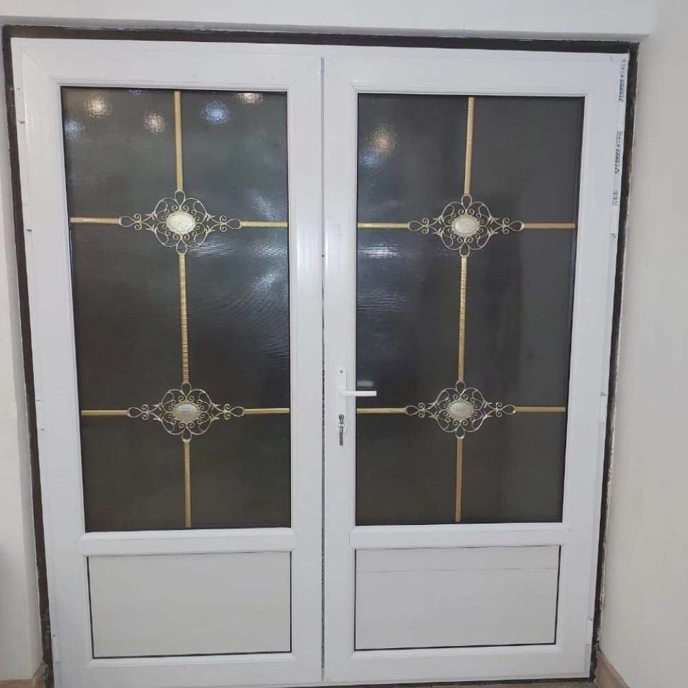 گروه تولیدی صنعتی درب و پنجره آراز در اردبیل گروه تولیدی صنعتی درب و پنجره آراز در اردبیل