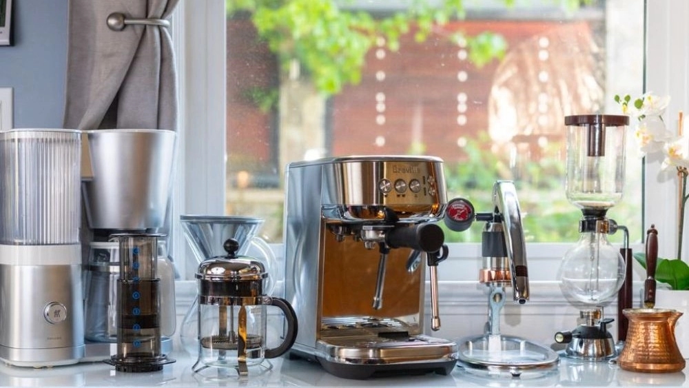 Getting to know the types of coffee grinders and how they work Getting to know the types of coffee grinders and how they work