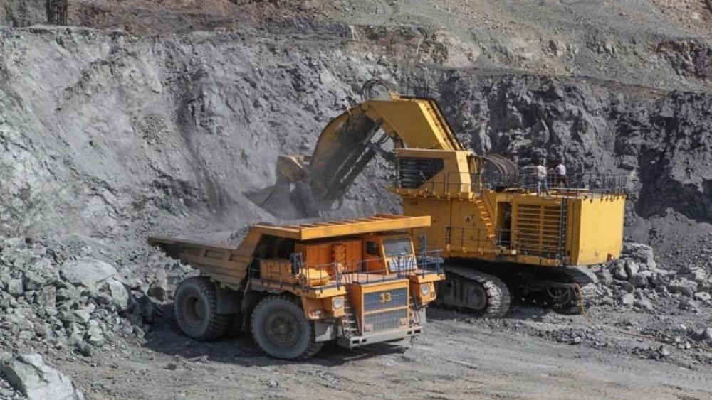 Construction of mining and industrial equipment in Yazd