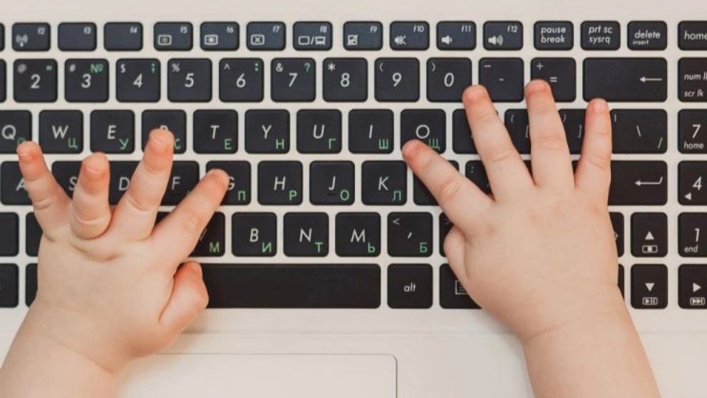 Teaching computers to children