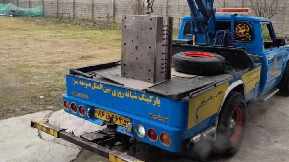 The difference between a towing crane and a truck crane