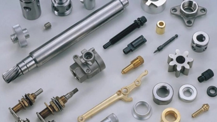 Manufacturing methods of industrial parts and types of industrial molds