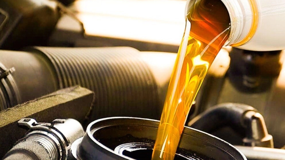 Arian Tutan Chemical and Motor Oil Company in Qazvin