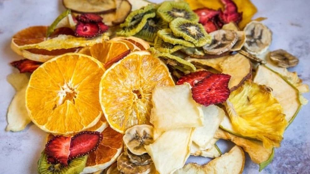 Golbahar Azerbaijan dried fruit chips production workshop
