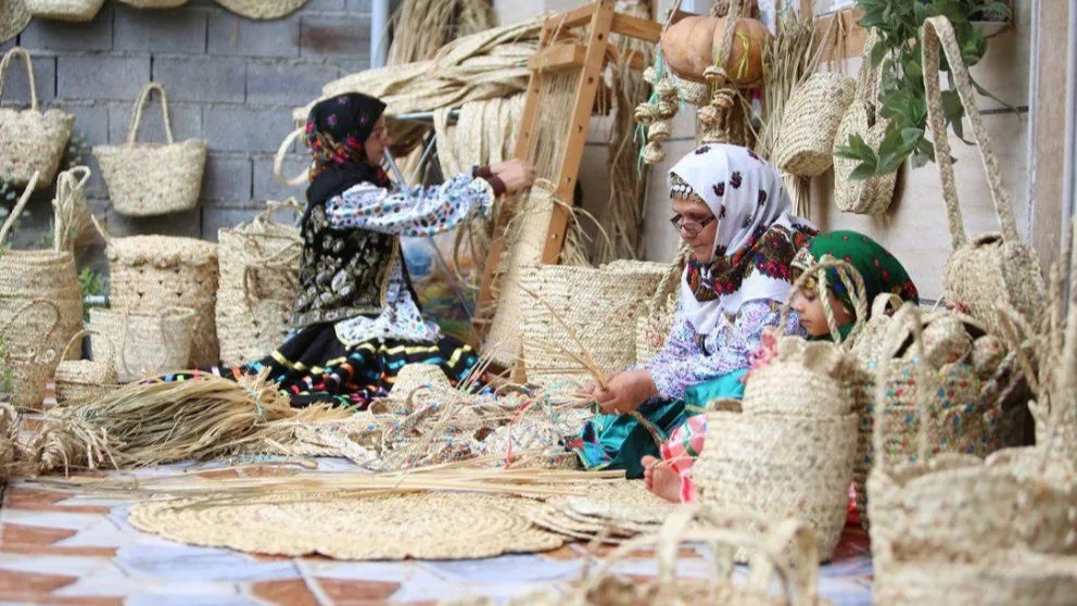 فومان للمشغولات اليدوية والهدايا التذكارية