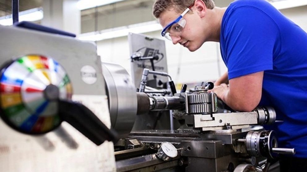 What is the application of CNC turning in the molding industry: