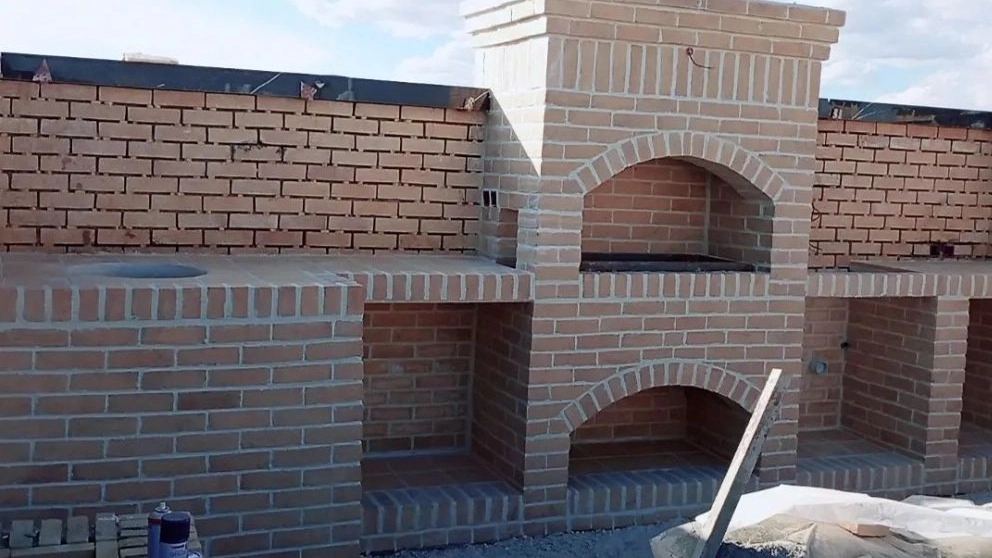 Traditional barbecue design
