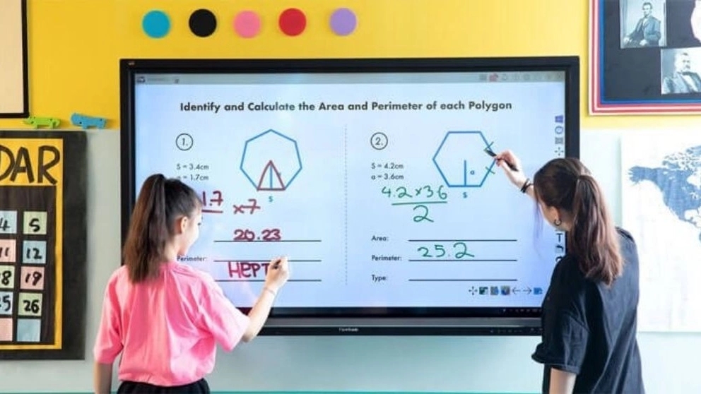 Advantages of smart school