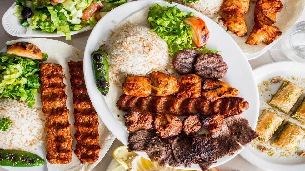 خوشمزه ترین خوراکی های ایران از نظر توریست های خارجی