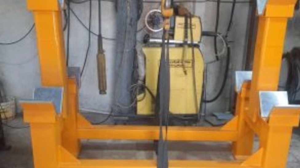 What is a laboratory reactor?