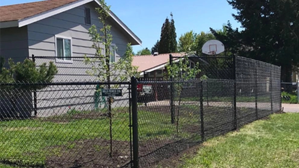 What is fence netting?